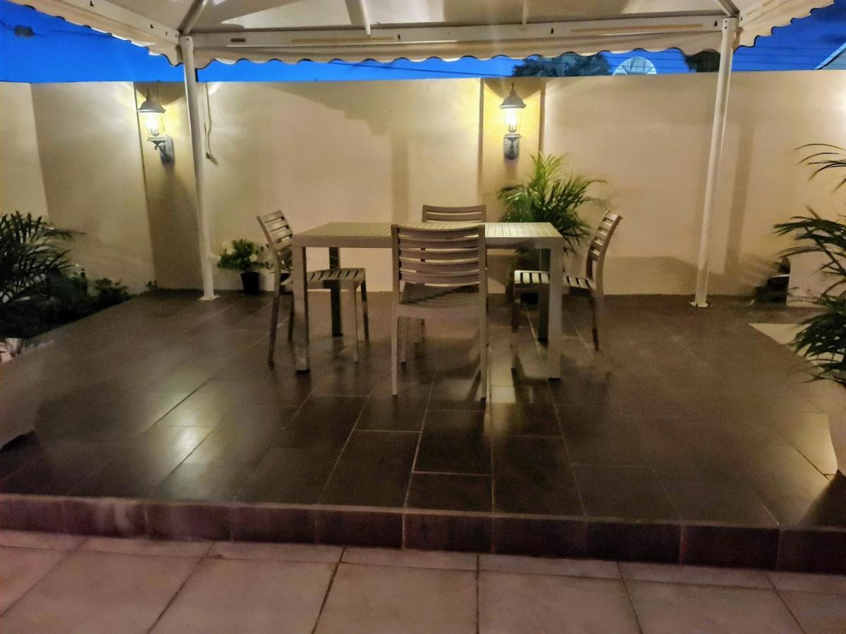 Sandpiper Beach Apartments Παλμ Μπιτς Εξωτερικό φωτογραφία
